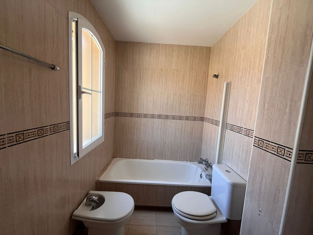 3 bedroom Semi-detached for sale in Mijas – R5271796