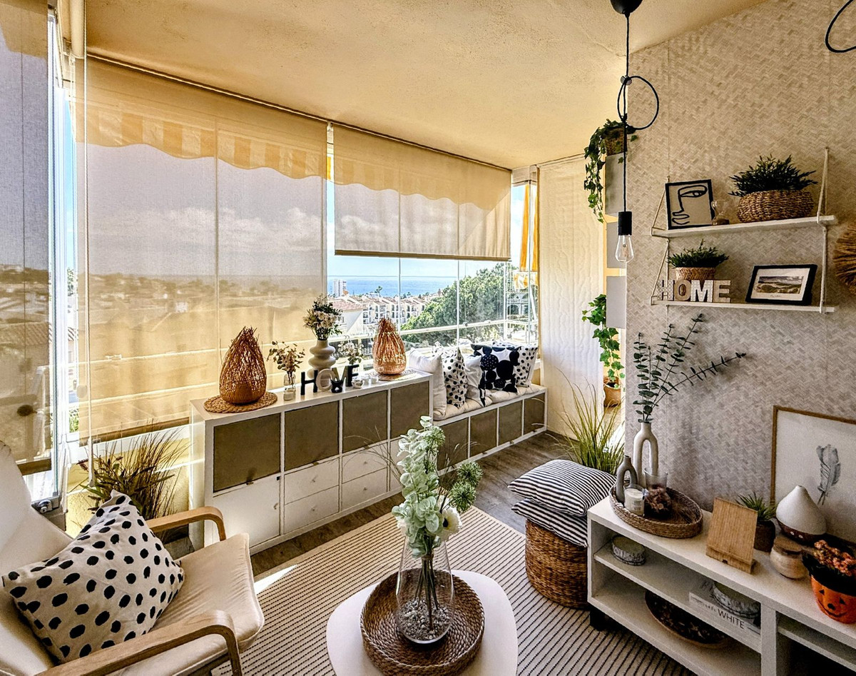 2 bedroom Apartments for sale in Riviera del Sol – R5258380