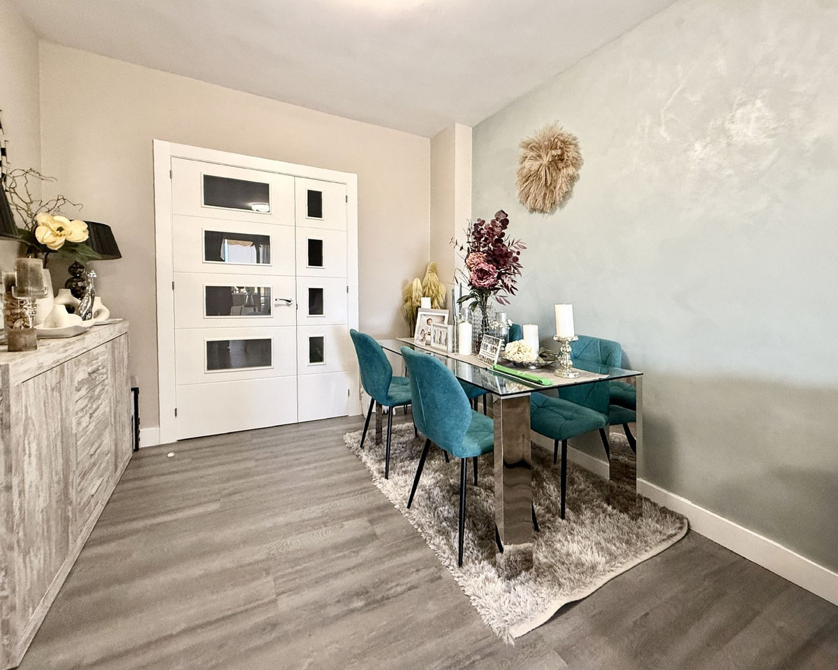 2 bedroom Apartments for sale in Riviera del Sol – R5258380