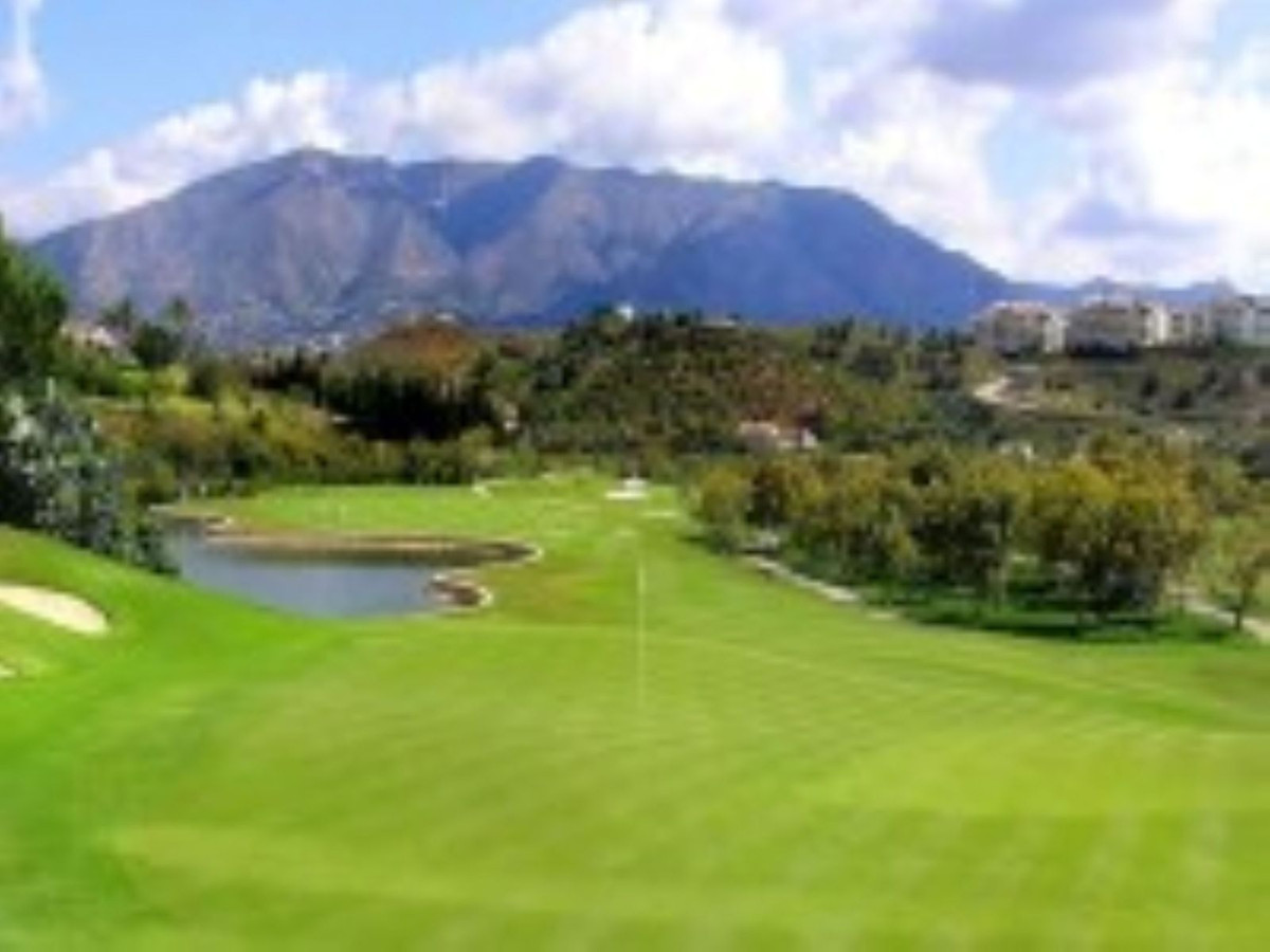 Aticos de 1 dormitorio en venta en Riviera del Sol – R5131705