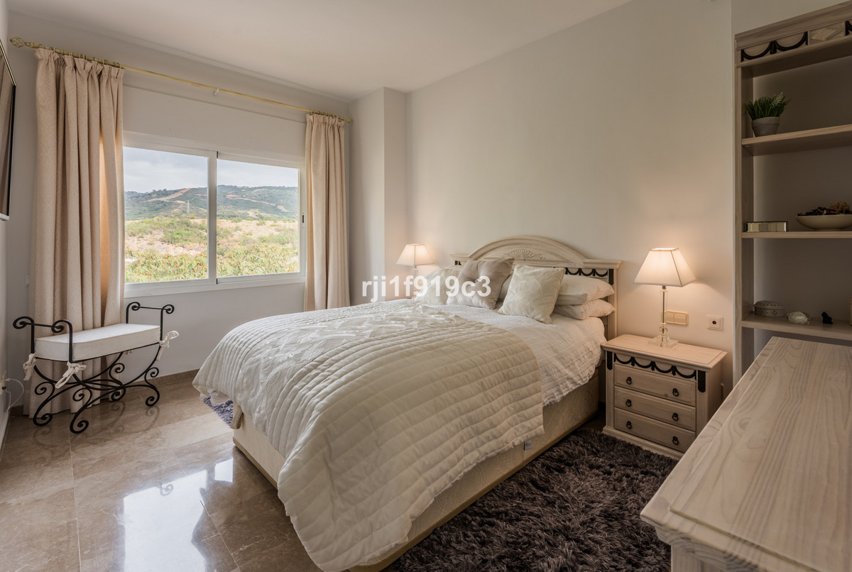Apartamentos de 2 dormitorios en venta en Elviria Hills – R5264494 Apartamentos de 2 dormitorios en venta en Elviria Hills – R5264494
