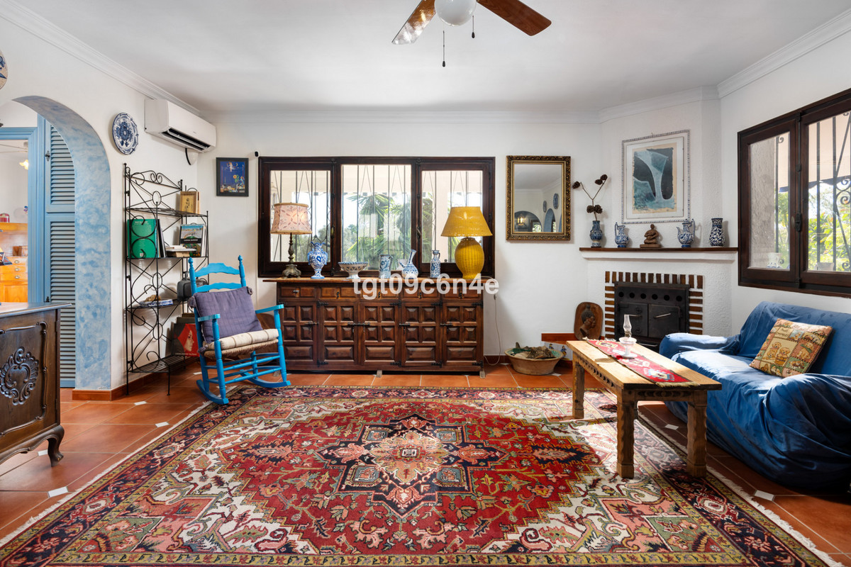 5 bedroom Villas for sale in Marbella – R5272534