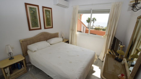 2 bedroom Penthouses for sale in La Cala de Mijas – R5159521