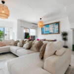 4 bedroom Villas for sale in Nueva Milla de Oro – R5272387