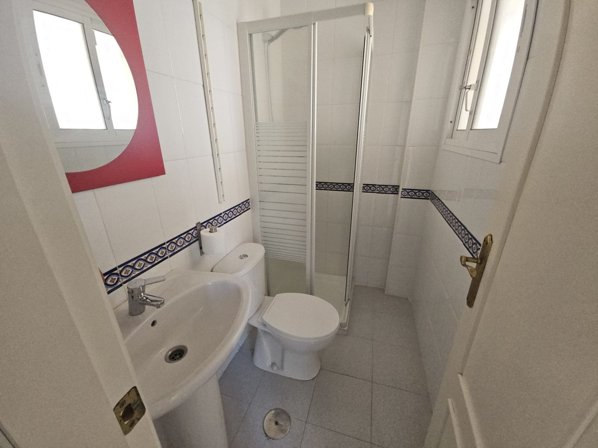 2 bedroom Apartments for sale in La Cala de Mijas – R5274751