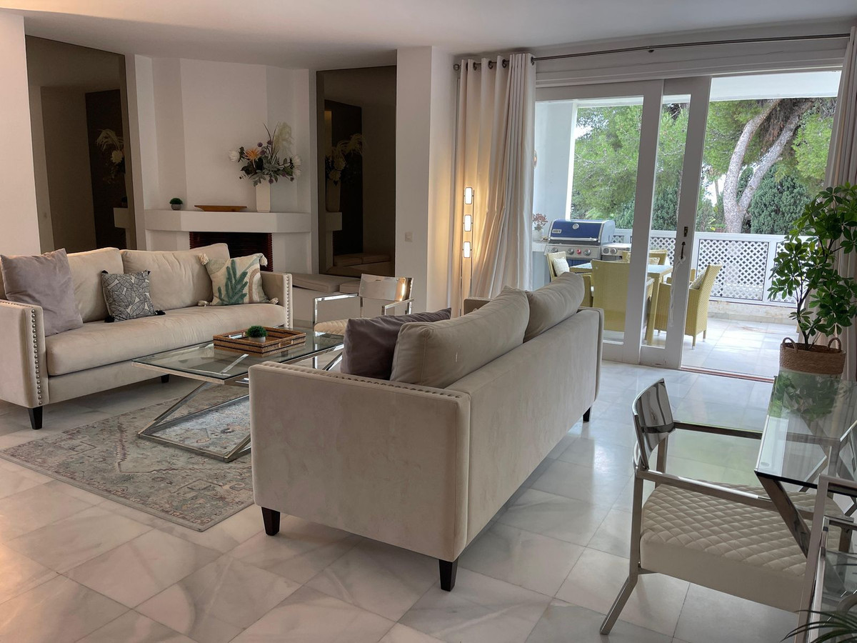 3 bedroom Penthouses for sale in Los Monteros – R5266180