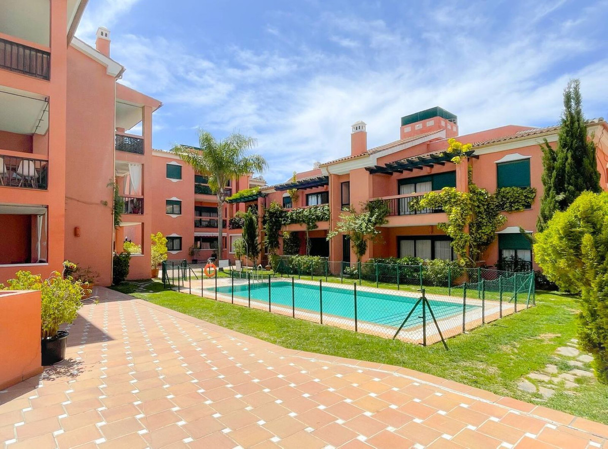 2 bedroom Apartments for sale in Marbesa – R4957060