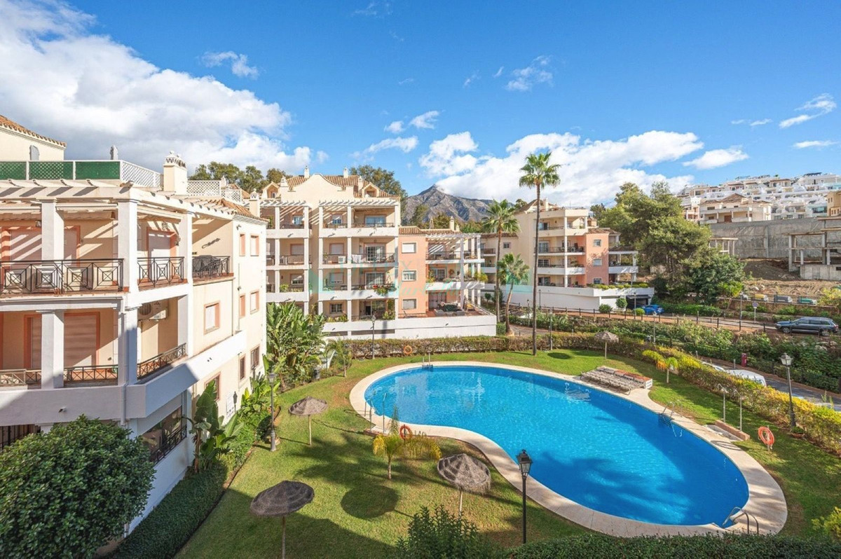 2 bedroom Apartments for sale in Marbella – R5225998