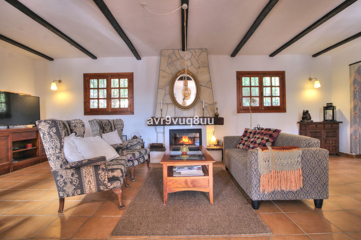 Villas de 3 dormitorios en venta en Mijas – R5274829