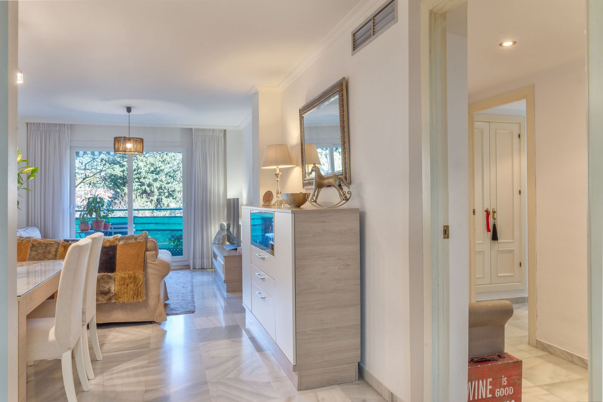 3 bedroom Apartments for sale in Marbella – R5001610