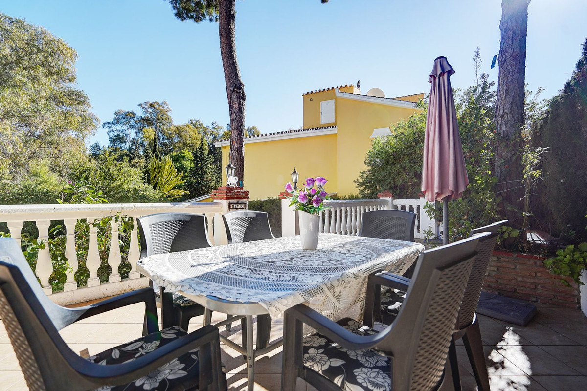 3 bedroom Villas for sale in Calahonda – R5232358