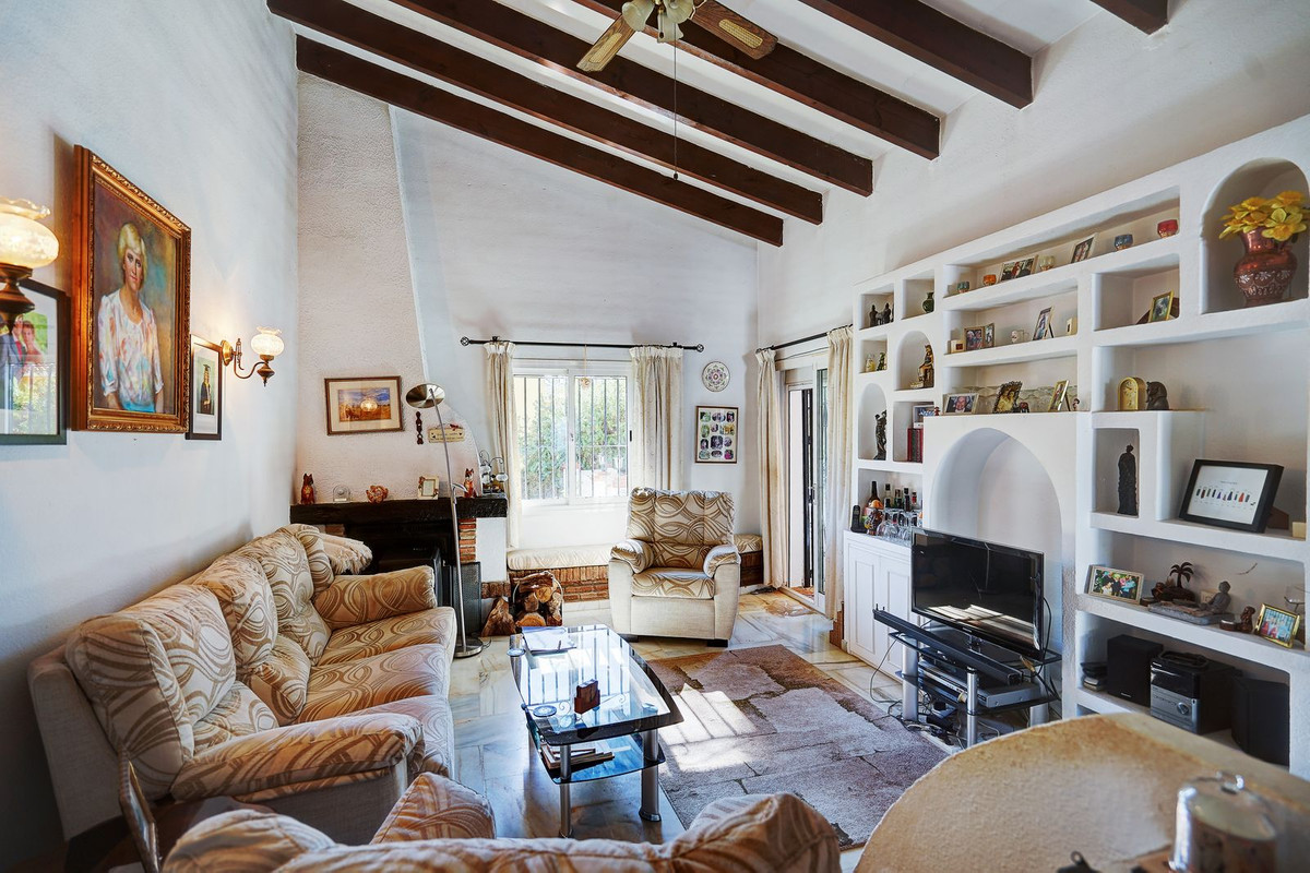 3 bedroom Villas for sale in Calahonda – R5232358