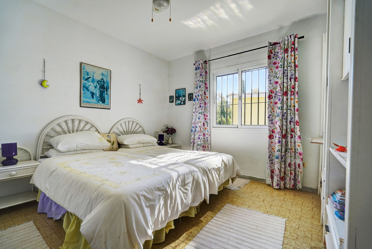 3 bedroom Villas for sale in Calahonda – R5232358