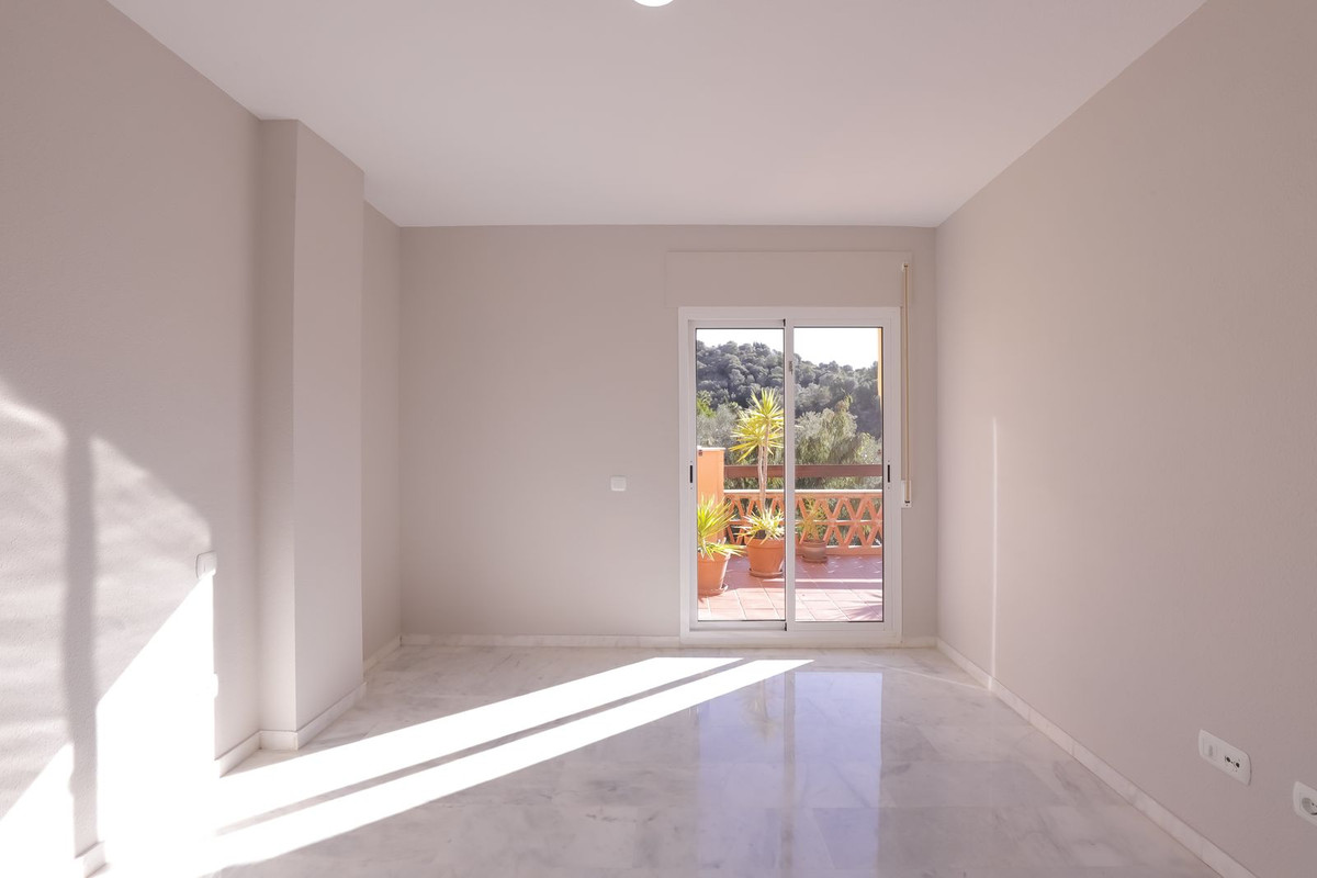 2 bedroom Apartments for sale in Reserva de Marbella – R5264311