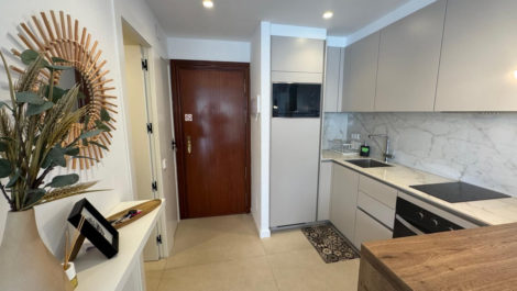 1 bedroom Apartments for sale in Marbella – R5216362