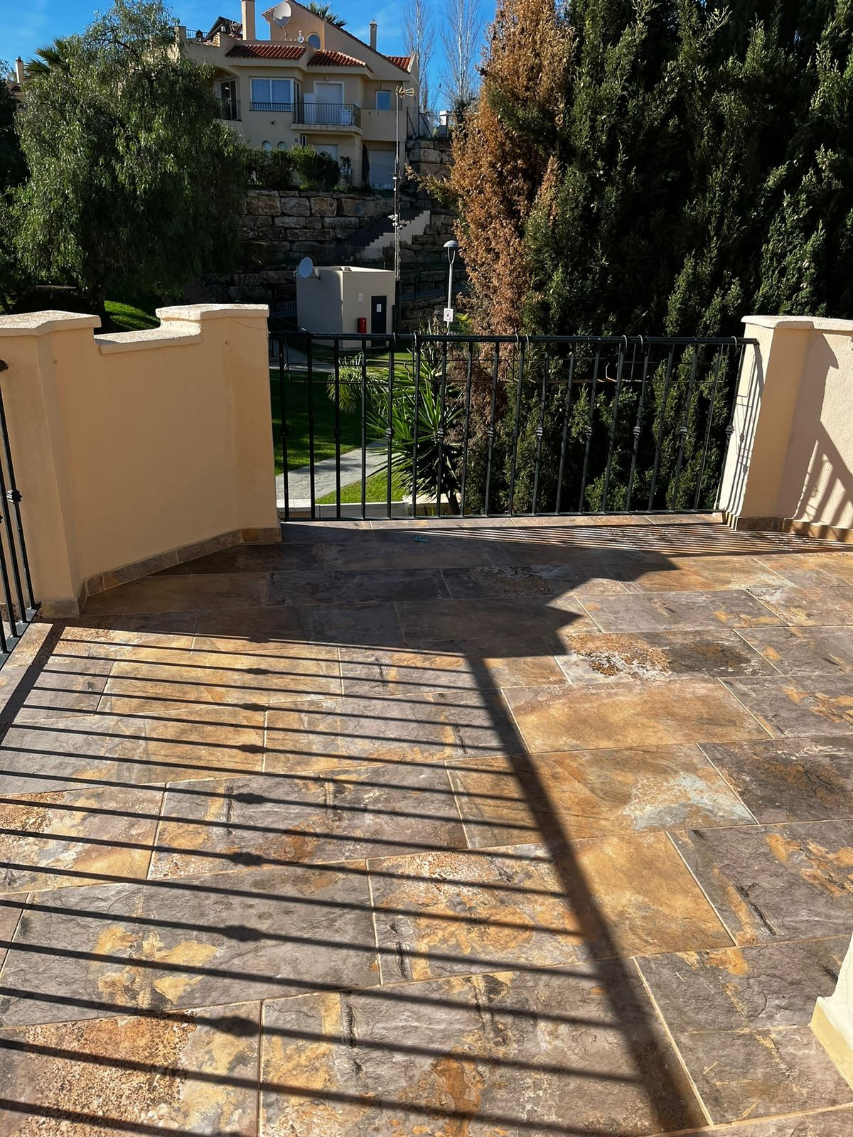 4 bedroom Semi-detached for sale in Riviera del Sol – R5287879