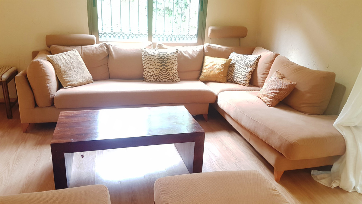 5 bedroom Villas for sale in Elviria – R3710570 5 bedroom Villas for sale in Elviria – R3710570