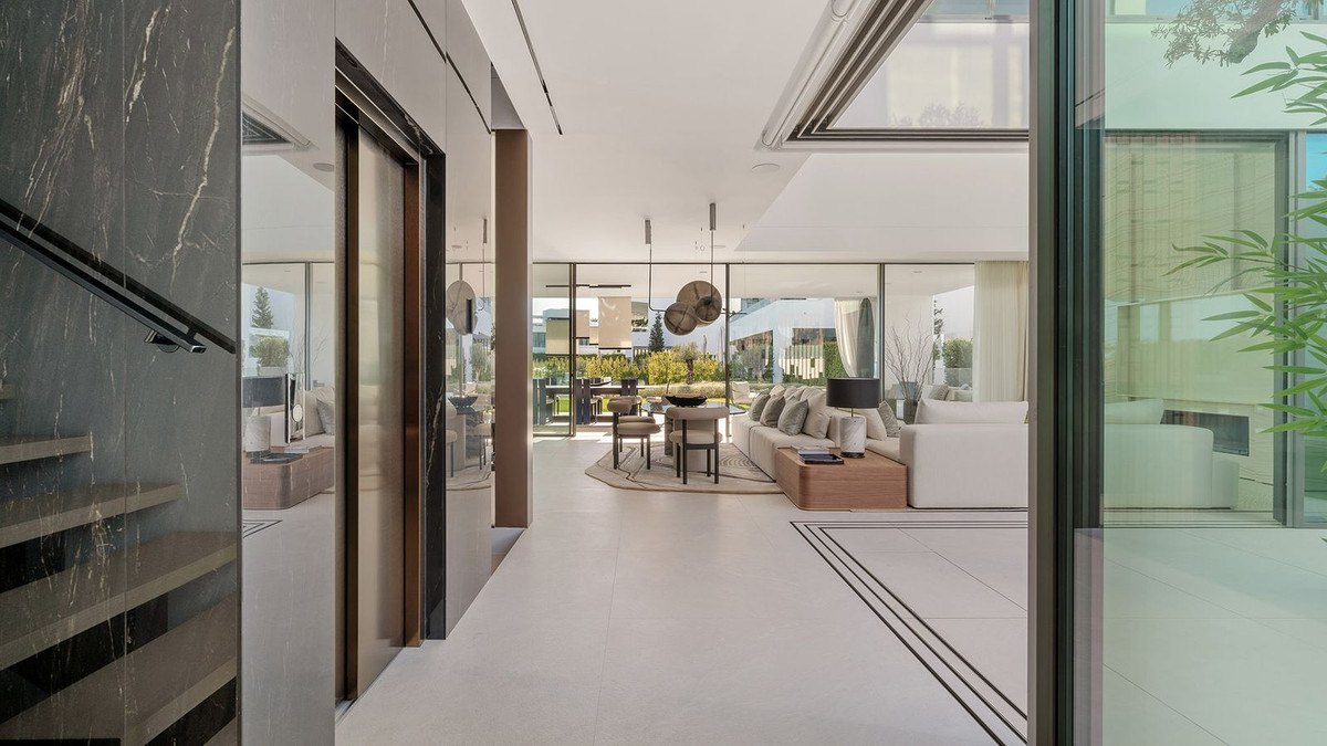 4 bedroom Semi-detached for sale in Marbella – R5232514