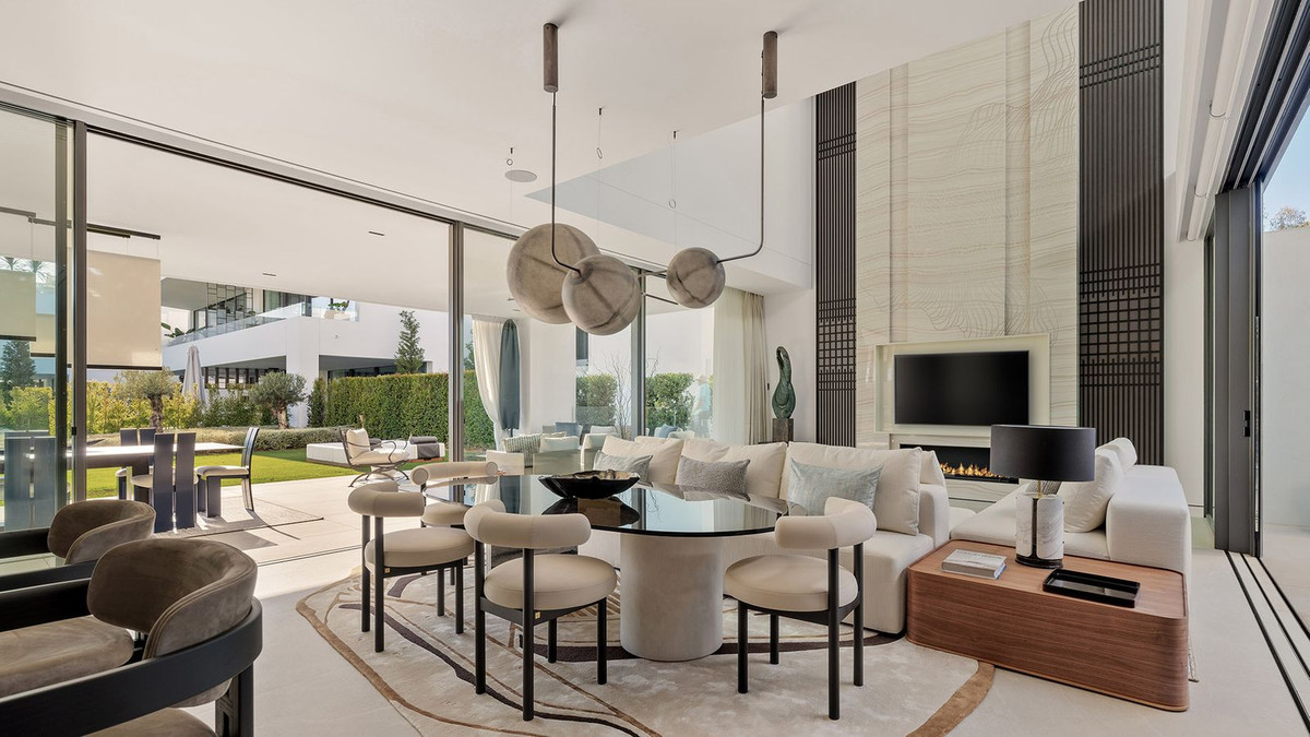 4 bedroom Semi-detached for sale in Marbella – R5232514