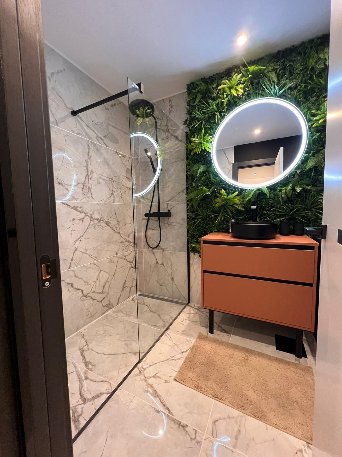 3 bedroom Apartments for sale in Marbella – R5259271