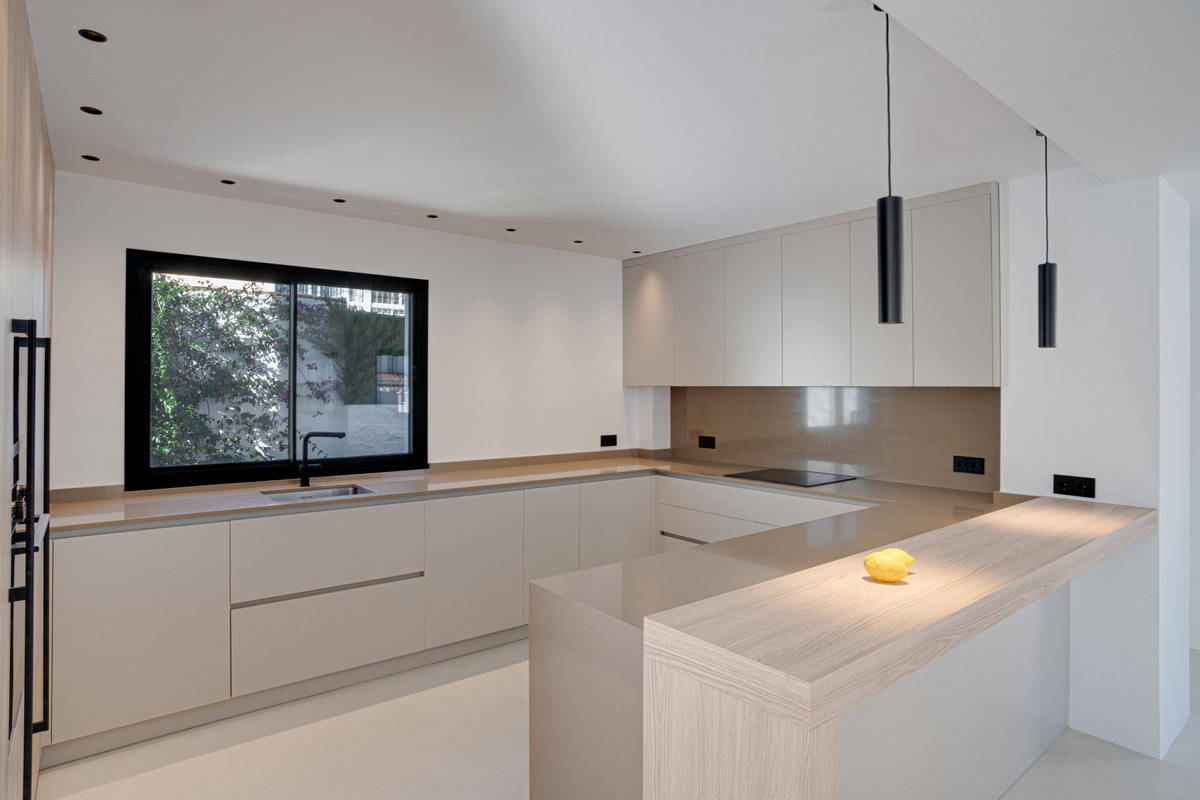 4 bedroom Villas for sale in Atalaya – R4949473