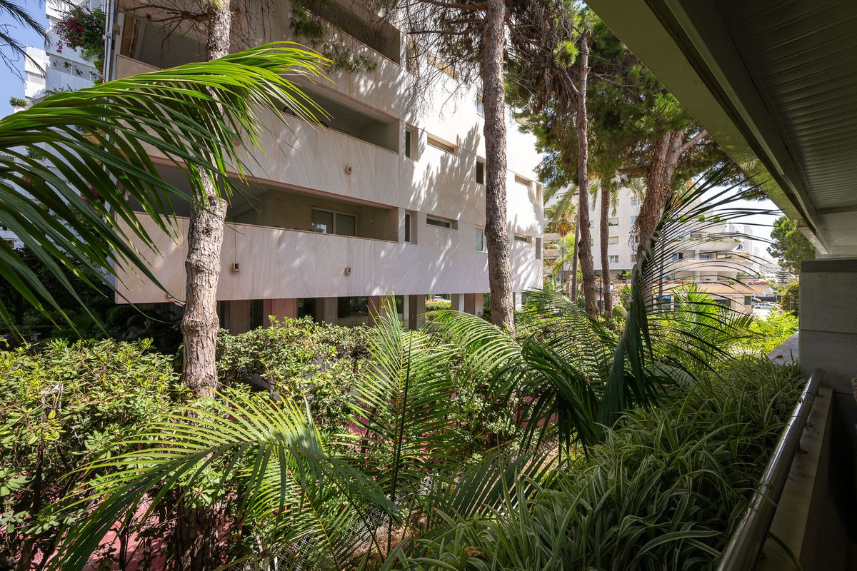 2 bedroom Apartments for sale in Marbella – R5264266