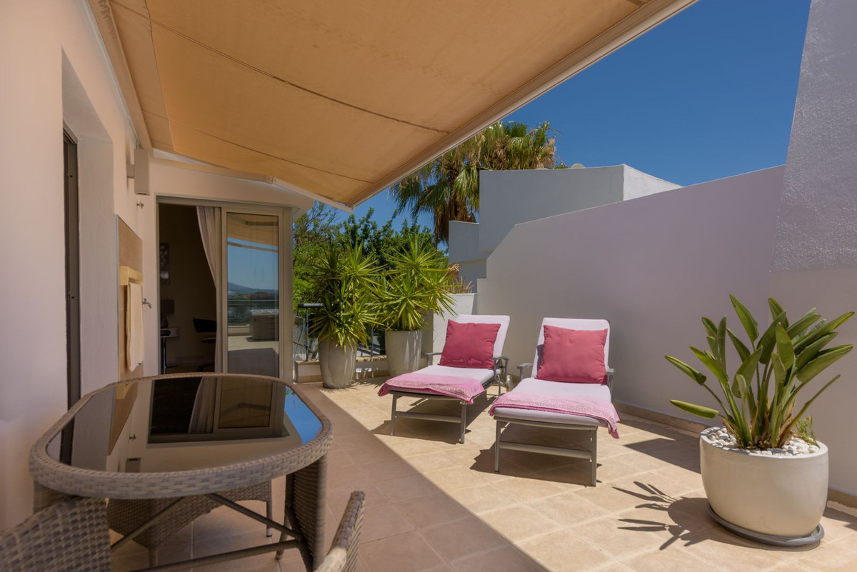 2 bedroom Penthouses for sale in Los Flamingos – R5105995