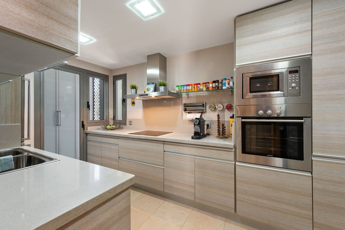 2 bedroom Penthouses for sale in Los Flamingos – R5105995