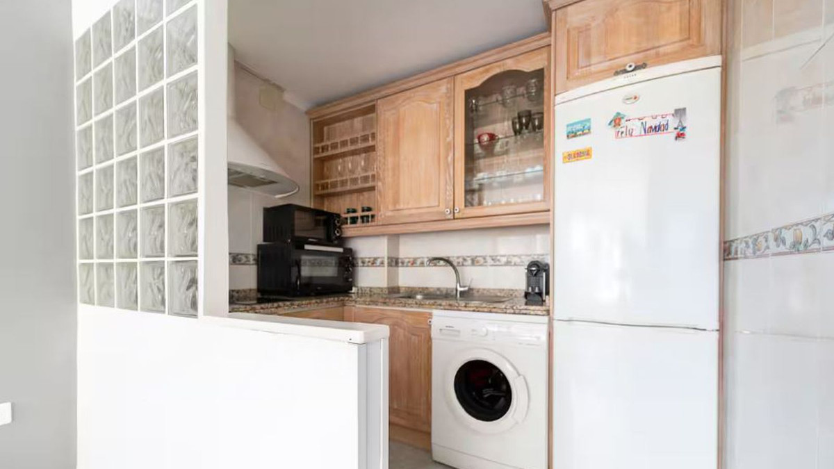 1 bedroom Apartments for sale in Marbella – R5253301