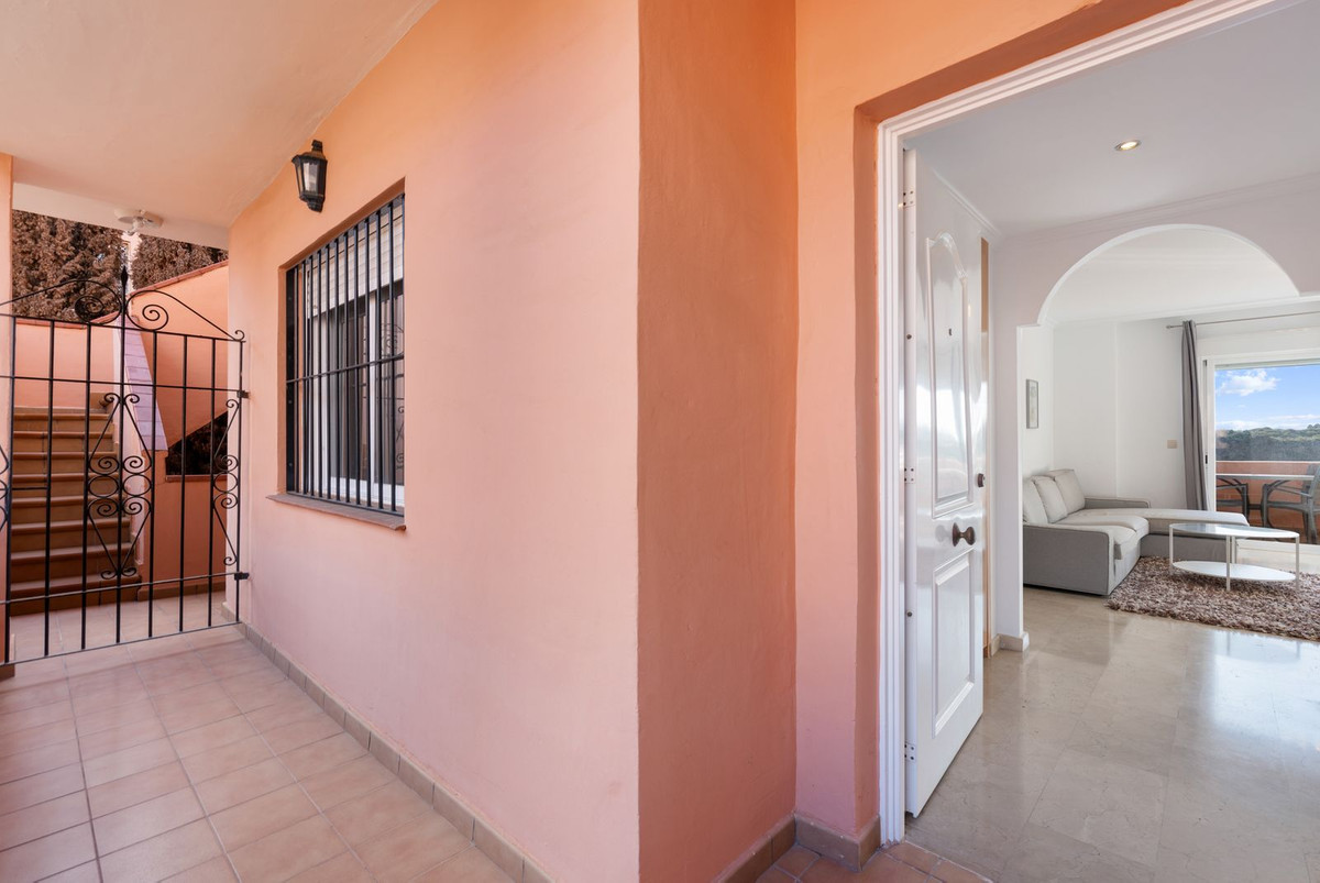 2 bedroom Apartments for sale in Riviera del Sol – R5237524