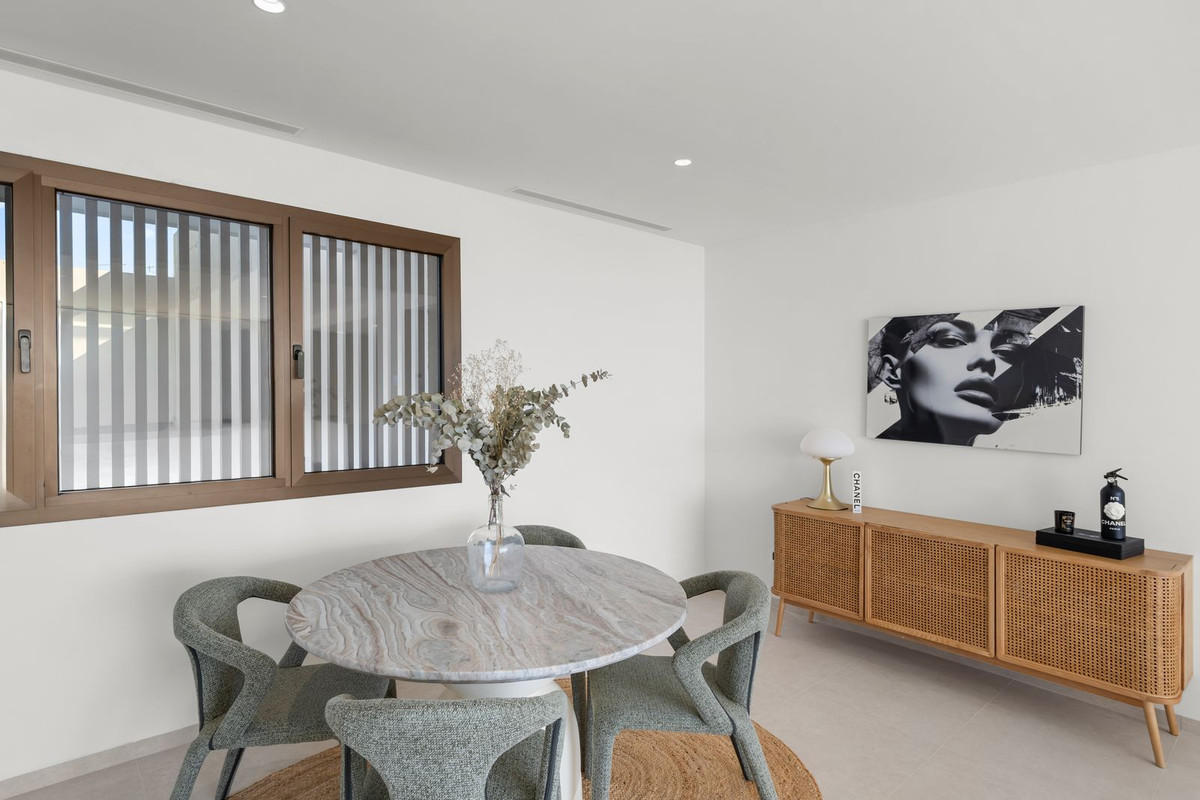 Apartamentos de 3 dormitorios en venta en La Quinta – R5255509 Apartamentos de 3 dormitorios en venta en La Quinta – R5255509