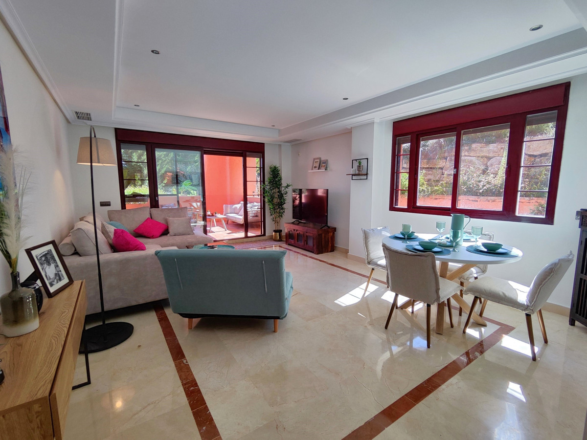 2 bedroom Apartments for sale in Marbella – R5283148