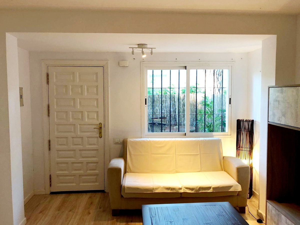 2 bedroom Apartments for sale in Nueva Milla de Oro – R5249764