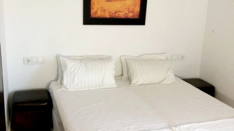 2 bedroom Apartments for sale in Nueva Milla de Oro – R5249764