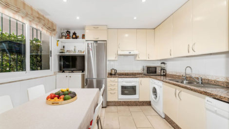 3 bedroom Apartments for sale in Guadalmina Alta – R5020204