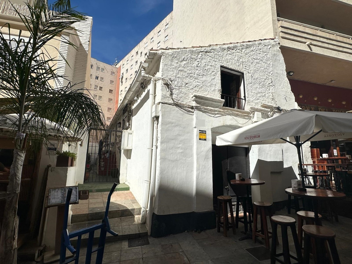 4 bedroom Villas for sale in Marbella – R4869322