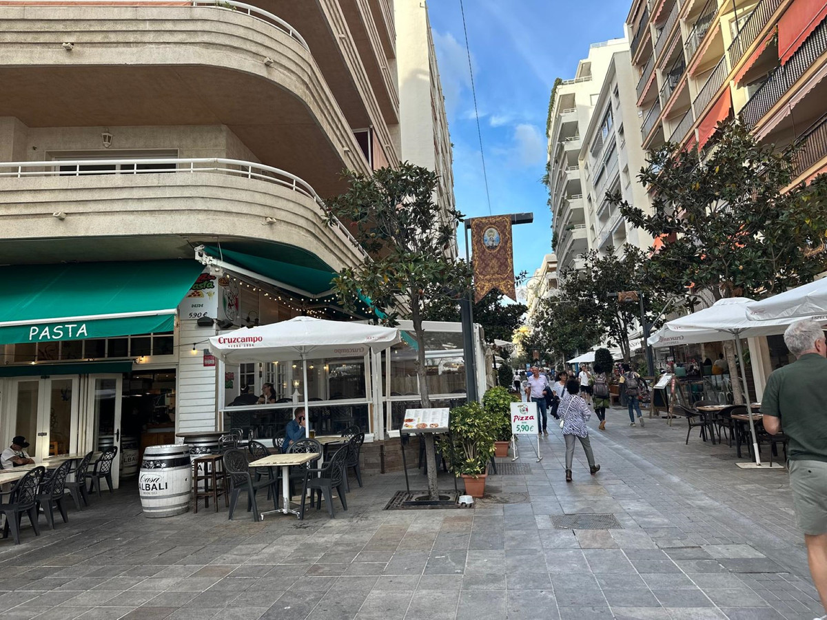 4 bedroom Villas for sale in Marbella – R4869322