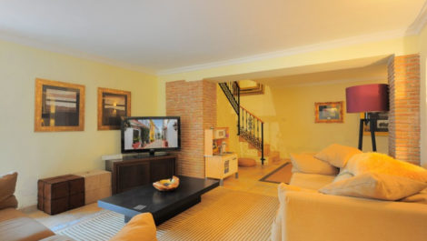 3 bedroom Townhouses for sale in Marbella – R2731415