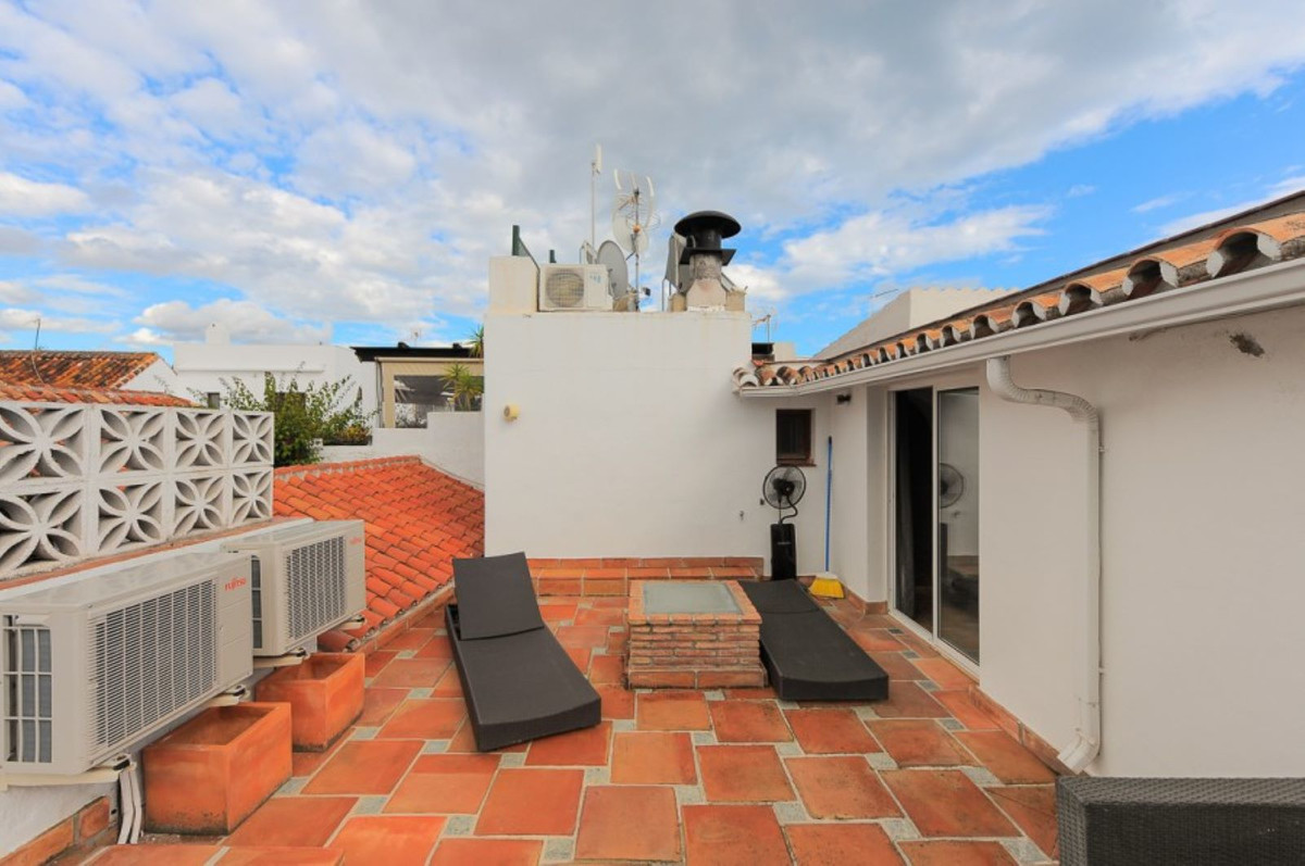 3 bedroom Townhouses for sale in Marbella – R2731415