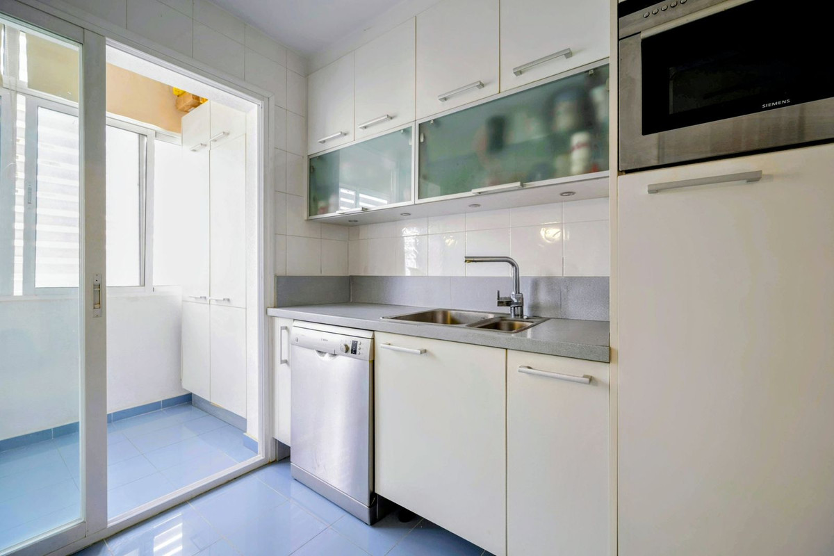 4 bedroom Apartments for sale in Marbella – R5297395