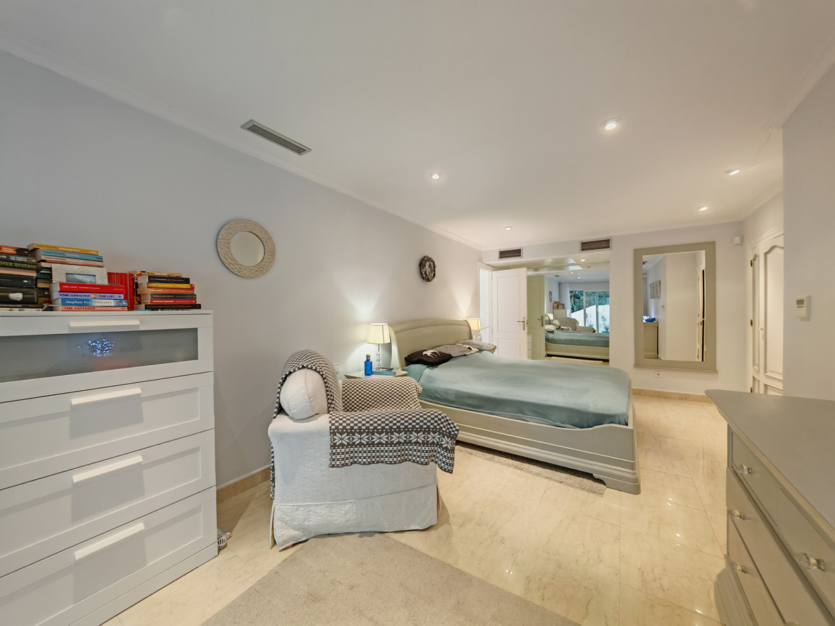 3 bedroom Villas for sale in Elviria – R5315404