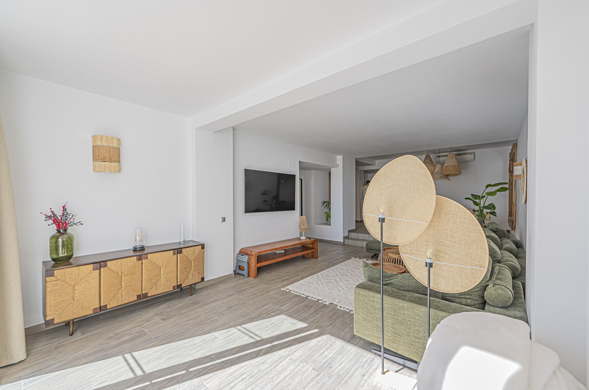 Apartamentos de 2 dormitorios en venta en Elviria – R5305678 Apartamentos de 2 dormitorios en venta en Elviria – R5305678