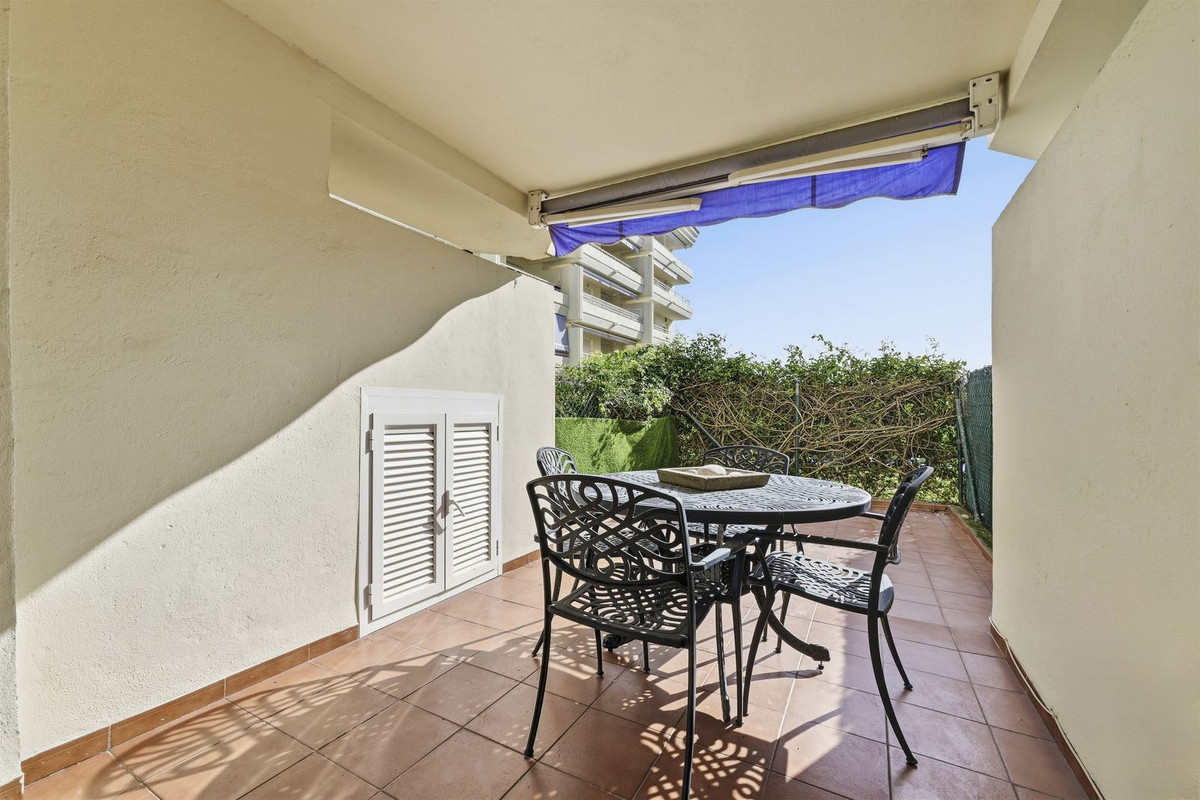 1 bedroom Apartments for sale in Marbella – R5287807