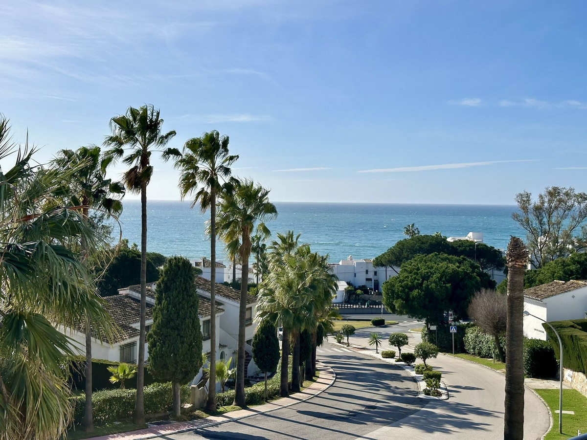 2 bedroom Penthouses for sale in Riviera del Sol – R5298022