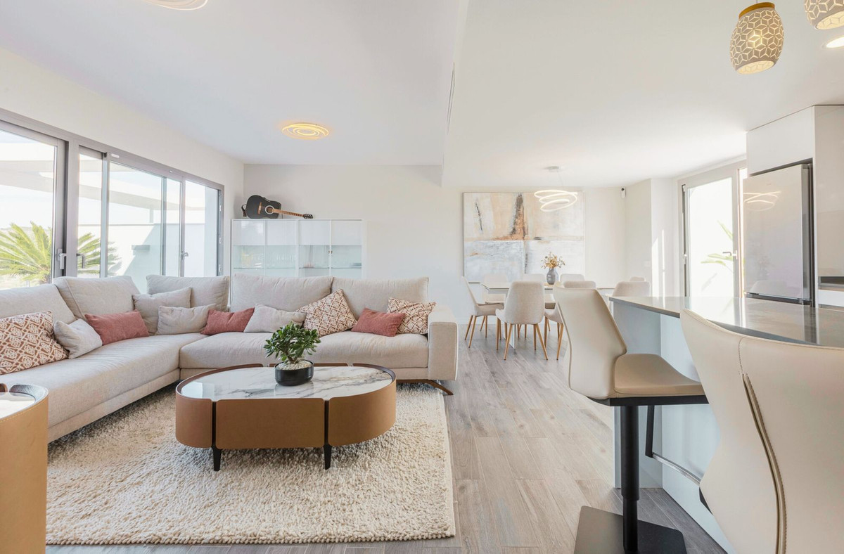 4 bedroom Penthouses for sale in Mijas – R5311723