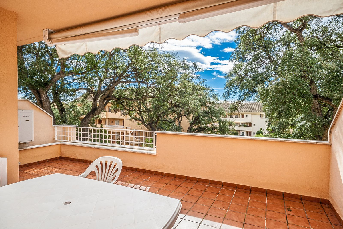 Apartamentos de 2 dormitorios en venta en Elviria – R5289625