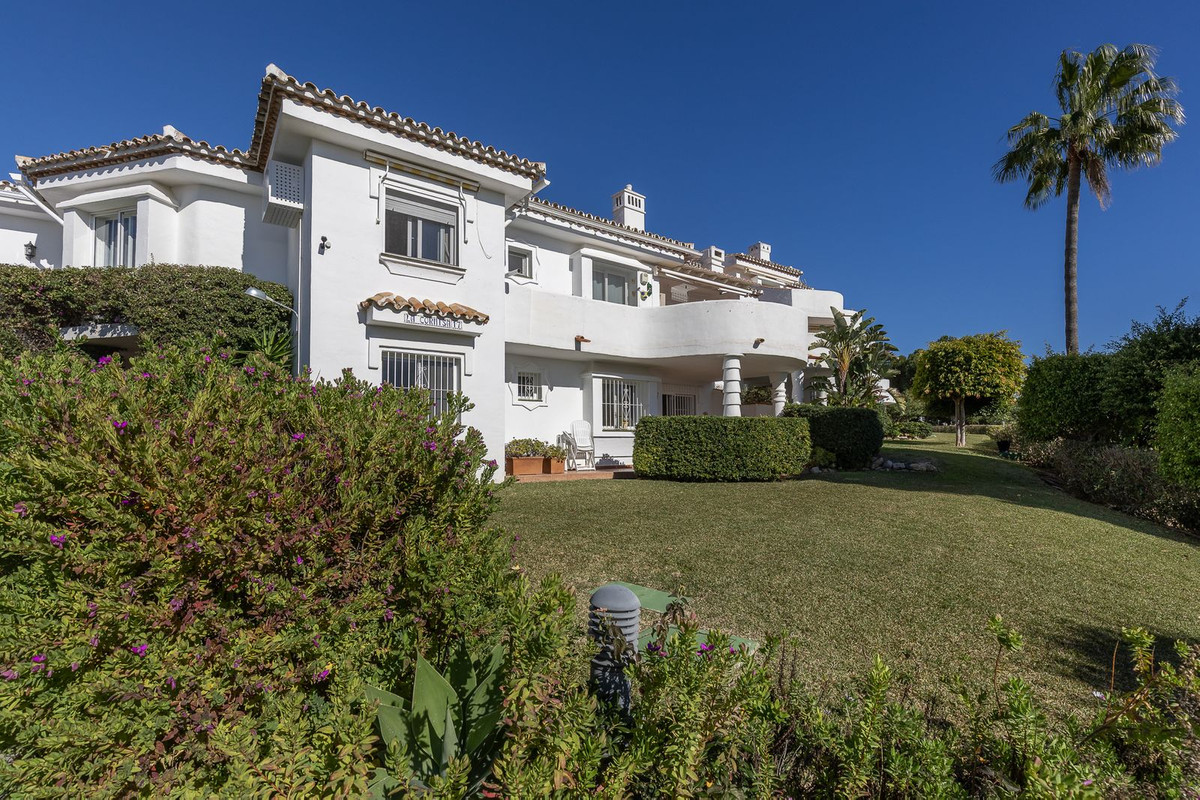 2 bedroom Apartments for sale in Calahonda – R5265649