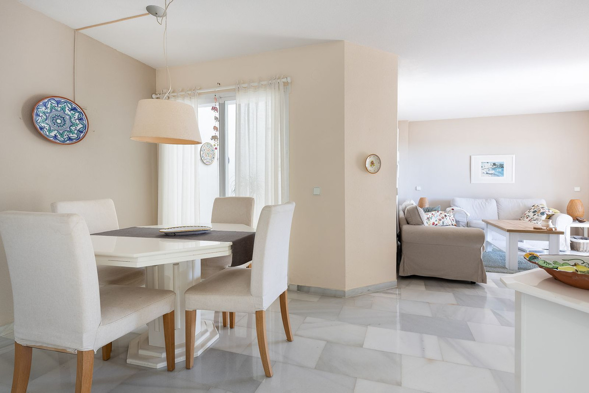 2 bedroom Apartments for sale in Calahonda – R5265649