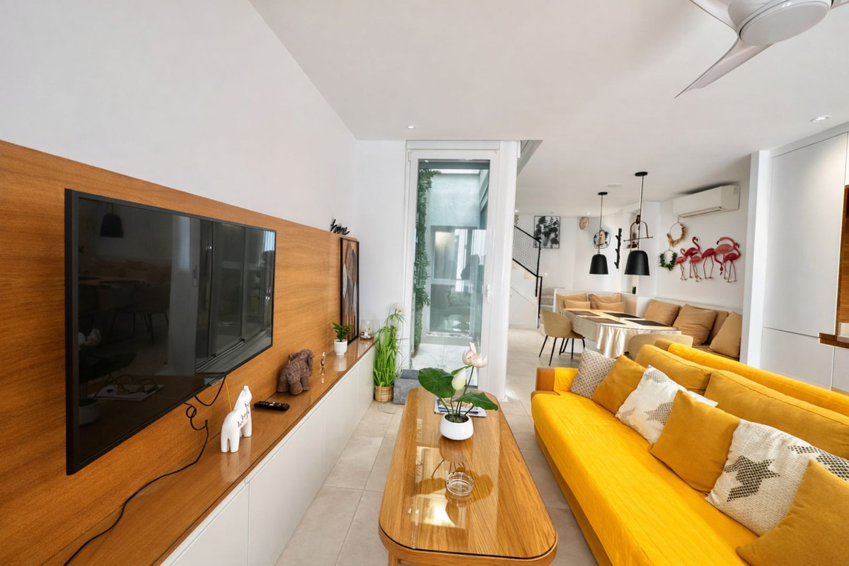 Adosados de 2 dormitorios en venta en Marbella – R5287096 Adosados de 2 dormitorios en venta en Marbella – R5287096