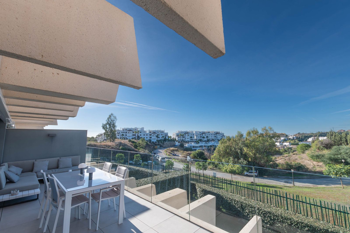 2 bedroom Apartments for sale in Nueva Milla de Oro – R5264404